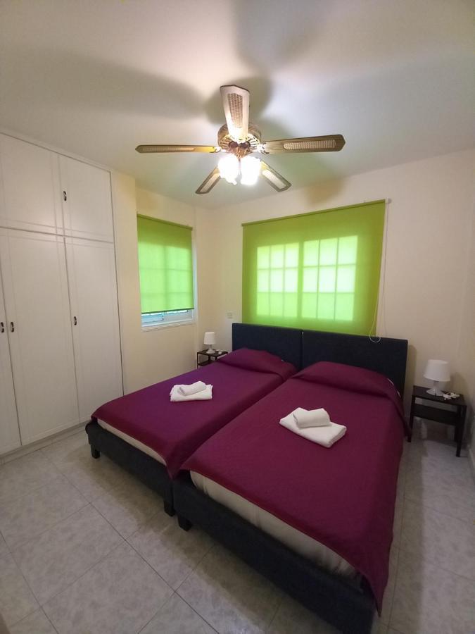 2 Bedroom Apartment Near Finikoudes Larnaca Ngoại thất bức ảnh